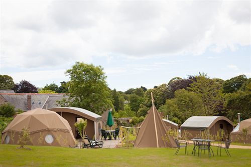 Durrell Wildlife Camp Hotel Trinity Exterior photo